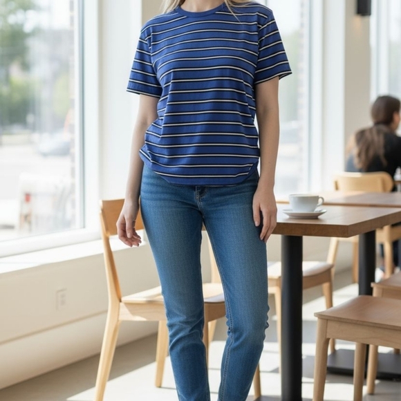 Denim&Co Tops - EUC Womens Denim & Co Sz. 1X Blue/Black/White Striped Short Sleeve Tee.